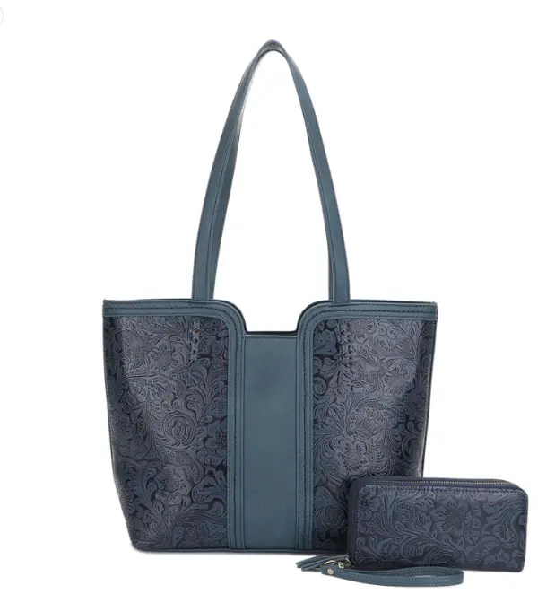 JESSIE & JAMES CASSIDY CONCEALED CARRY TOTE BAG W MATCHING WALLET 11.75 H X 12.5 W X 5.5. D TEAL