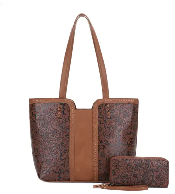 JESSIE & JAMES CASSIDY CONCEALED CARRY TOTE BAG W MATCHING WALLET 11.75 H X 12.5 W X 5.5. D BROWN